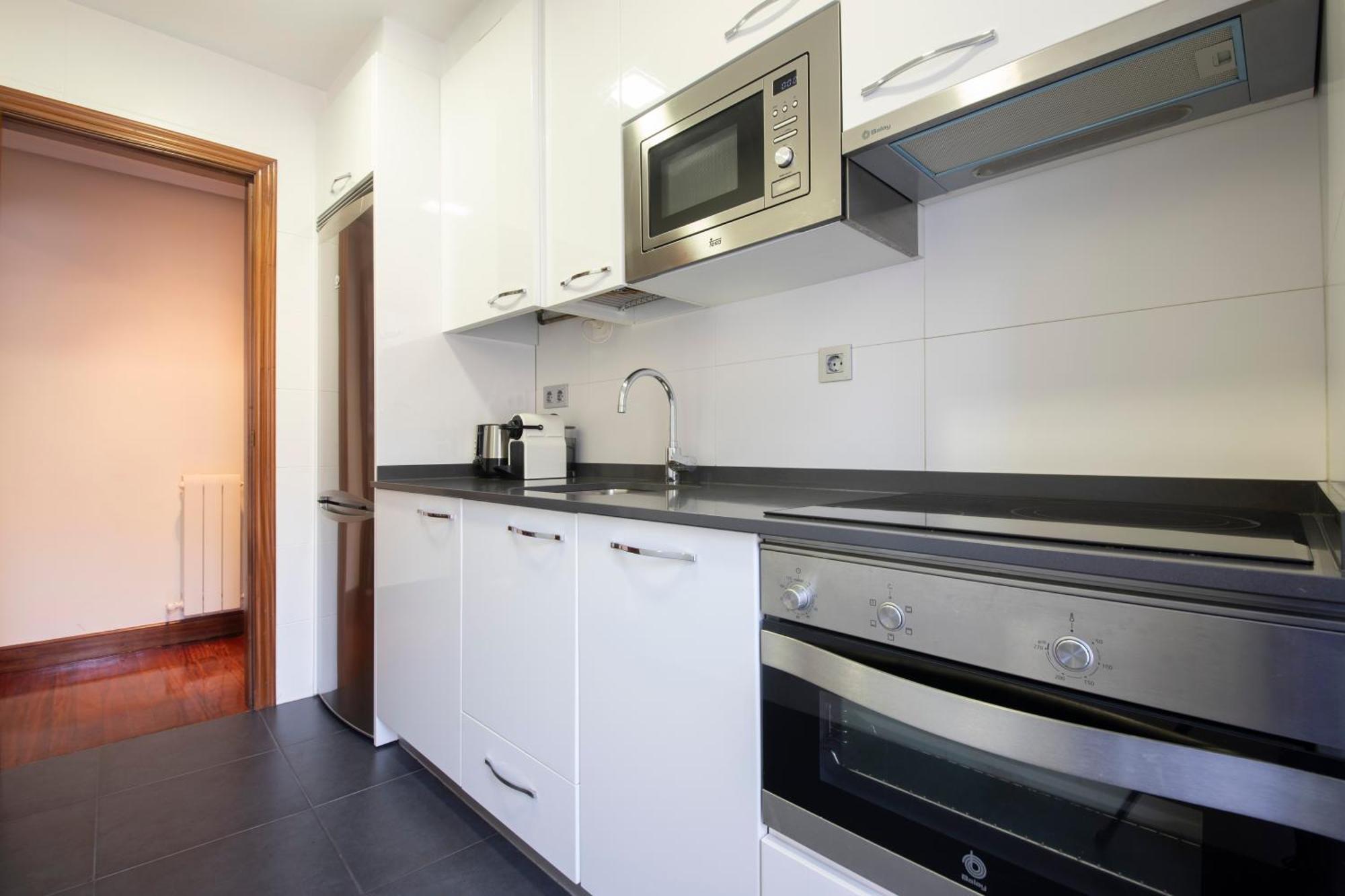 Ferienwohnung Plaza Pio XII San Sebastián Exterior foto